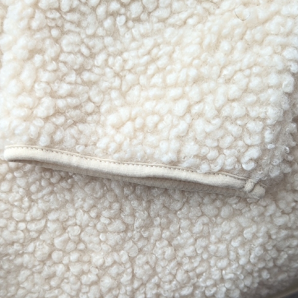H&M Cozy Cream Sherpa Hoodie - Picture 4 of 6
